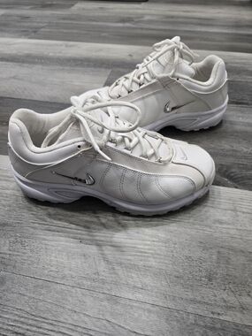 Nike VXT white and silver metallic cross-training sneakers